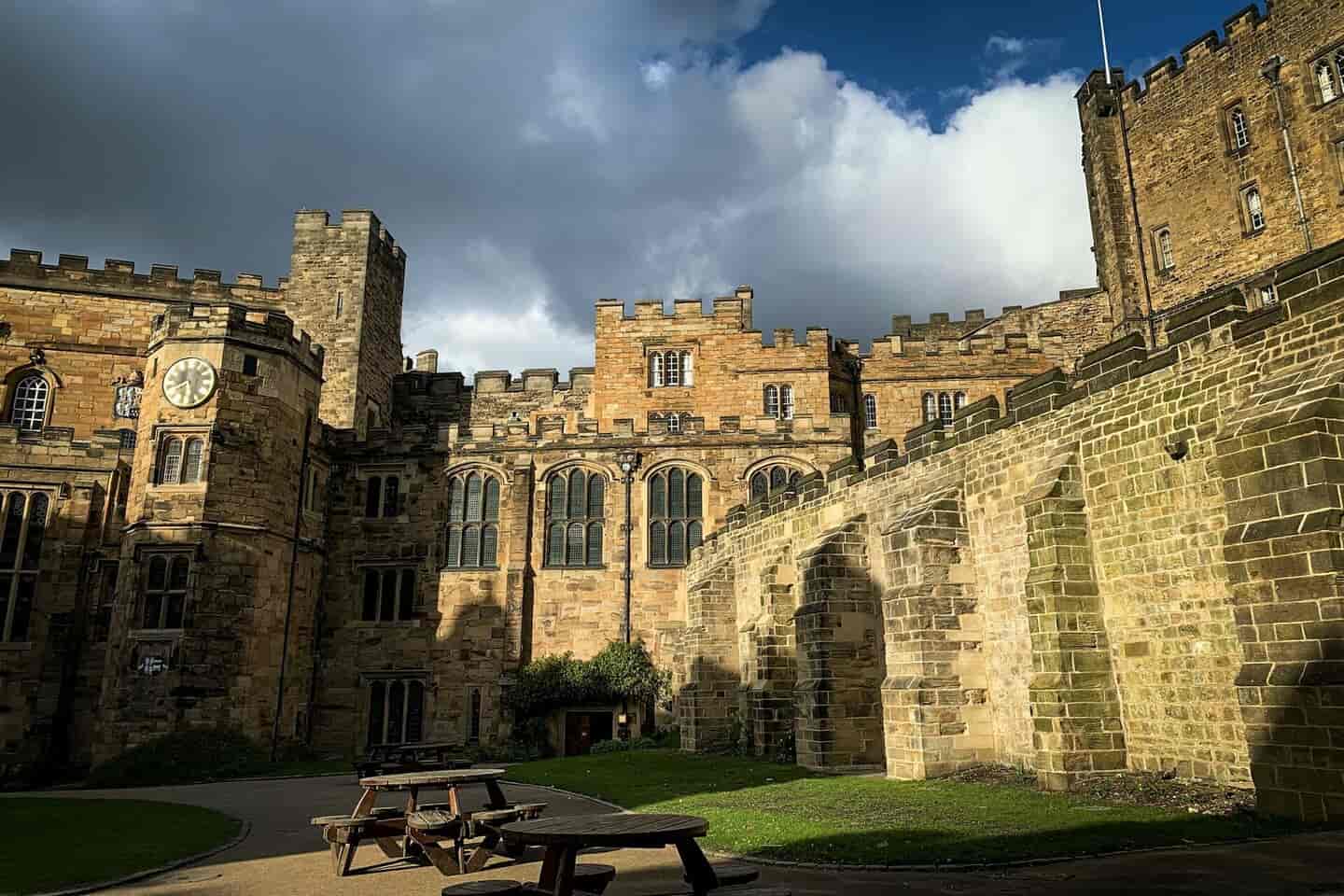 Student Accommodation in Durham - University College castle courtyard