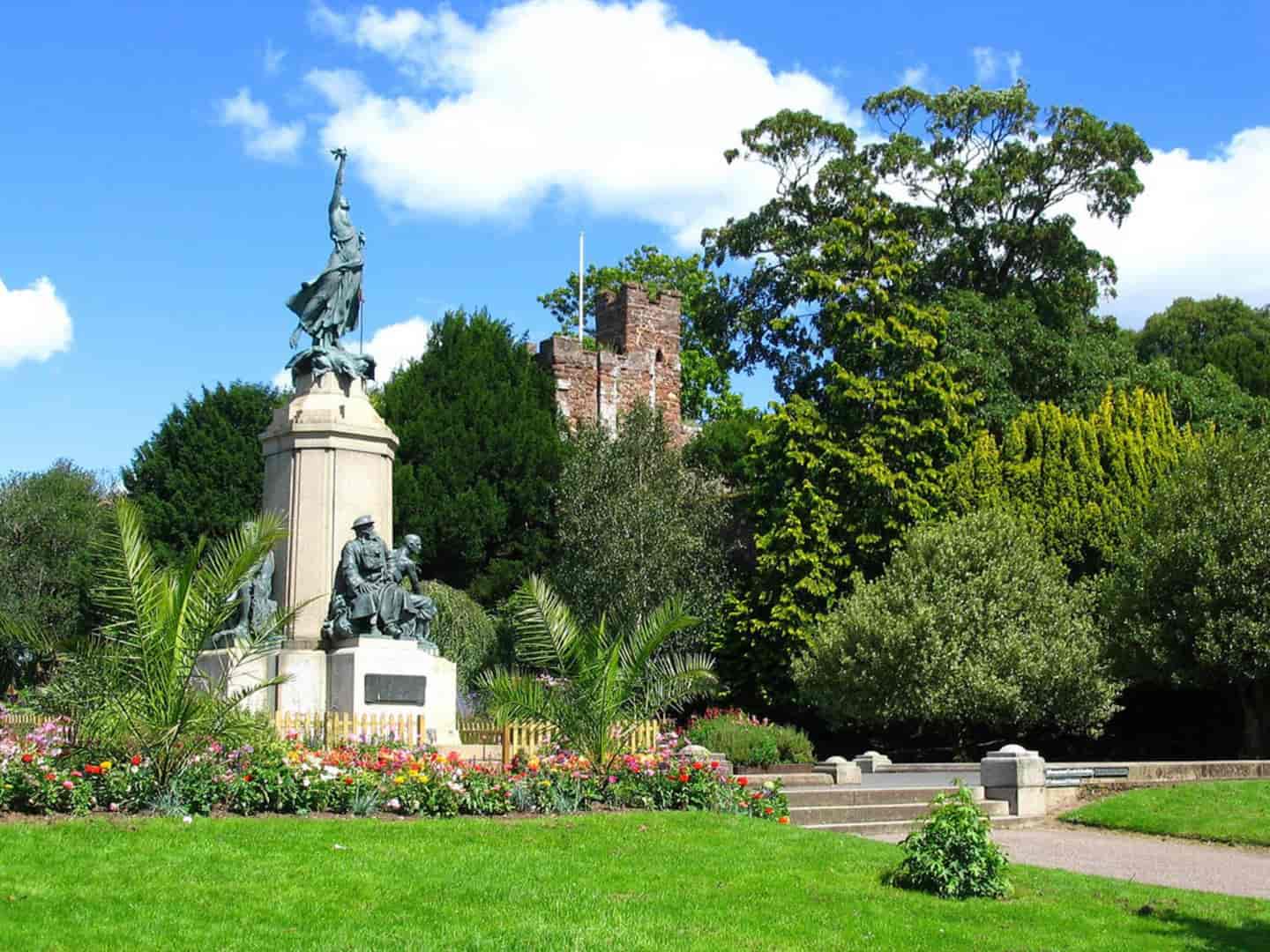Student Accommodation in Exeter - The Northernhay War Memorial