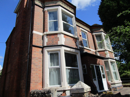 8 bed student house to rent on Sherwin Road, Nottingham, NG7